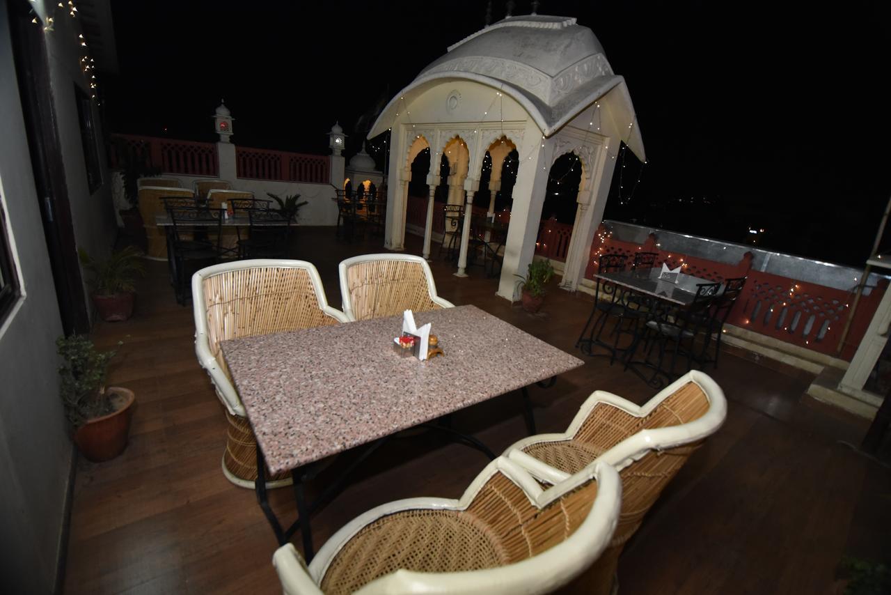 Hotel Vaishnavi Džajpur Exteriér fotografie